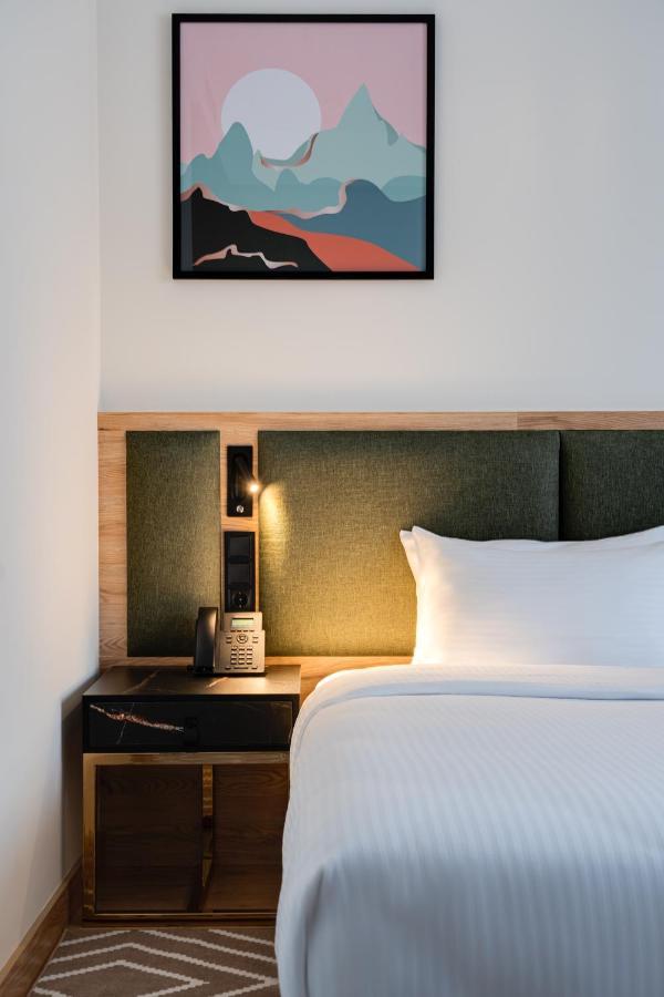 The Elements Hotel 塔什干 外观 照片